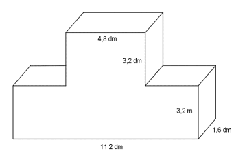 Figuren består av to rette, firkantede prismer og ser ut som en "seierspall". Det nederste prismet har dimensjoner 11,2 dm, 1,6 dm og 3,2 dm. Det øverste har dimensjoner 4,8 dm, 1,6 dm og 3,2 dm.